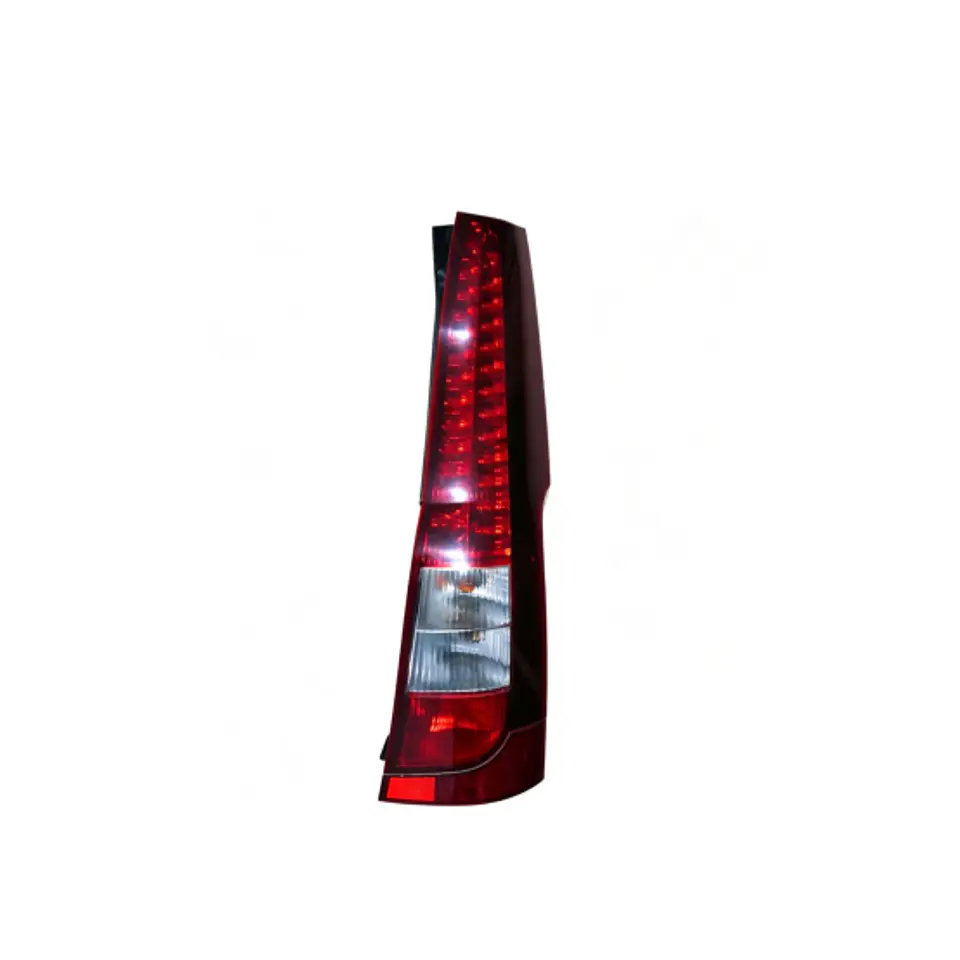 Dongfeng joyear cross 1.6 año 2014 Foco trasero Derecho  1