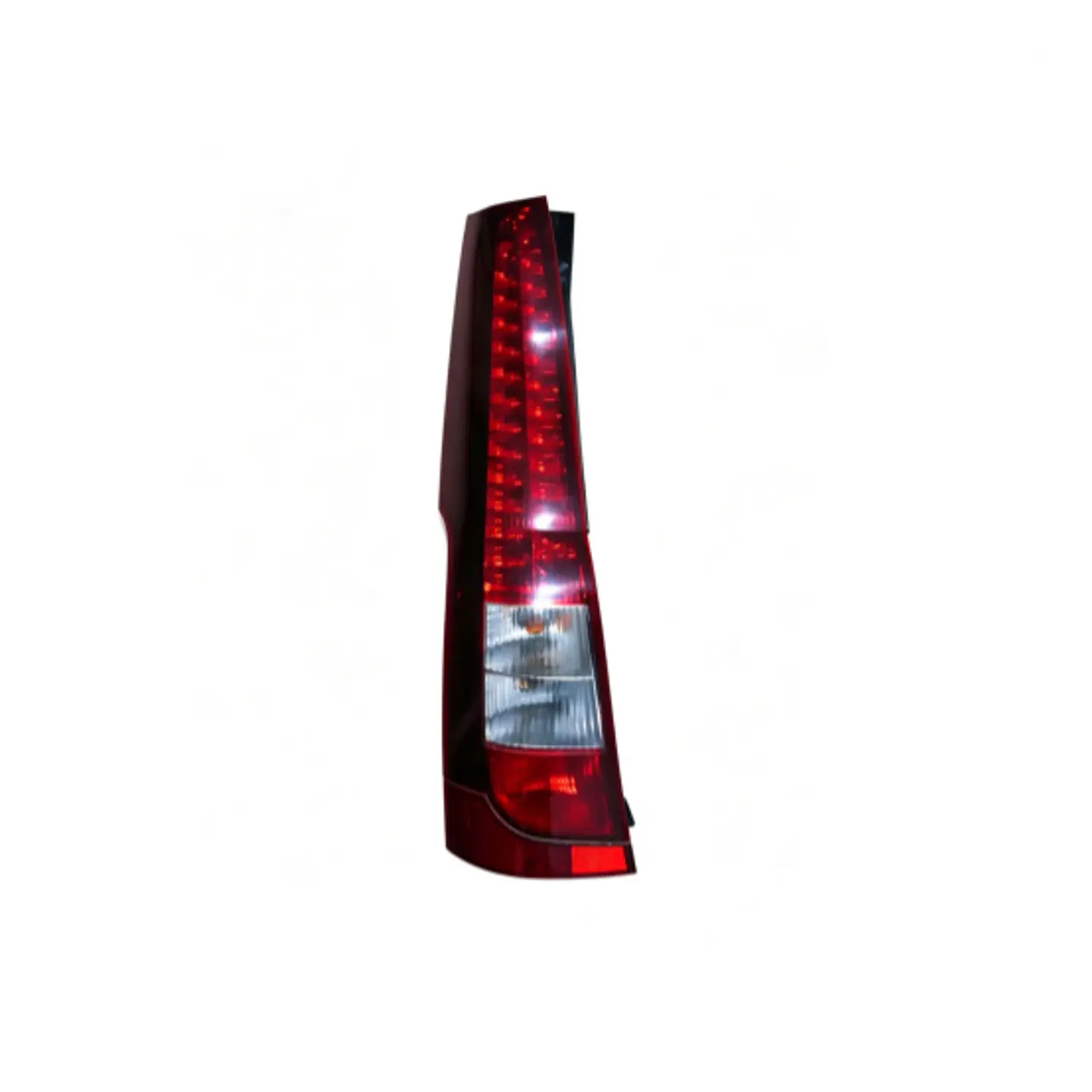 Dongfeng joyear cross 1.6 año 2014 Foco trasero izquierdo  1