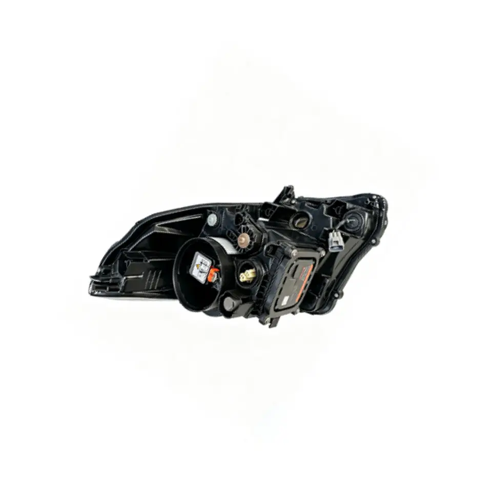 suzuki baleno año 2023 óptico Izquierdo Xenón  2