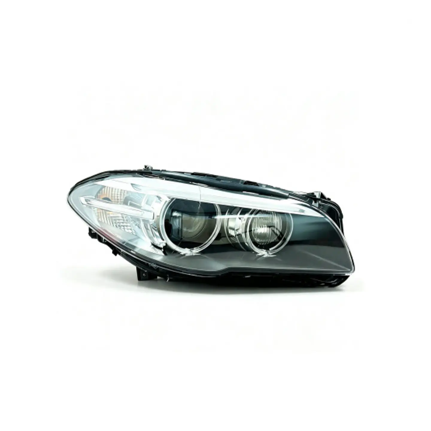 BMW 520i año 2014 óptico Derecho Original  1