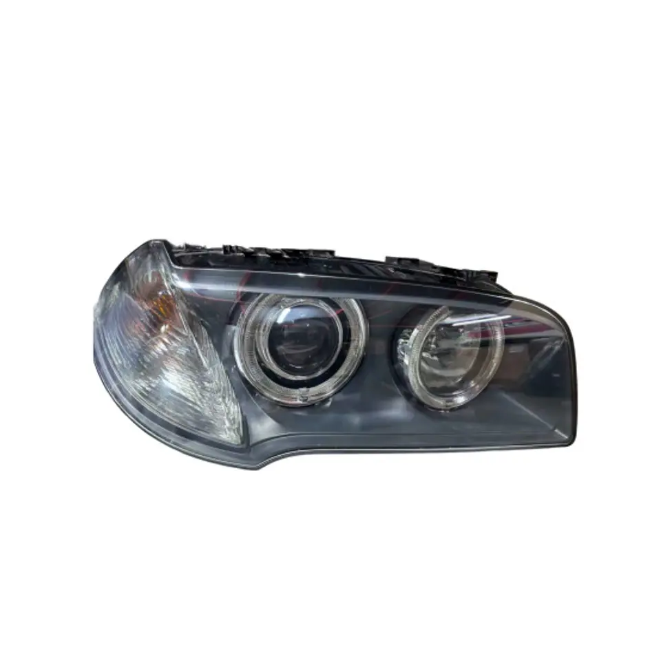 BMW X3 año 2006 óptico Derecho  1