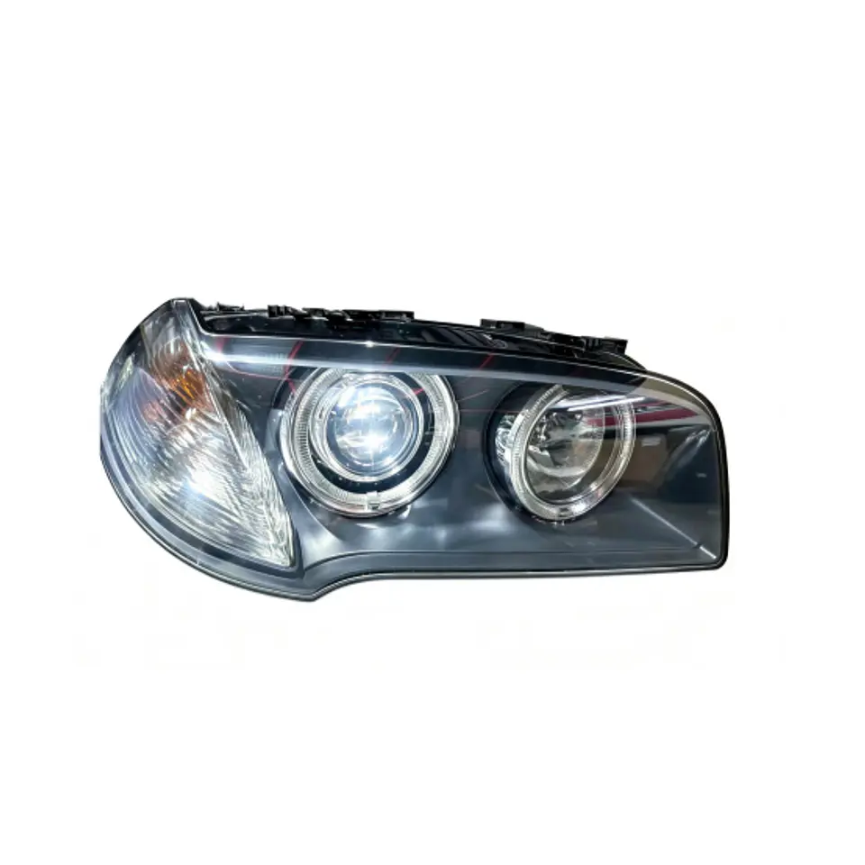 BMW X3 año 2006 óptico Derecho  4