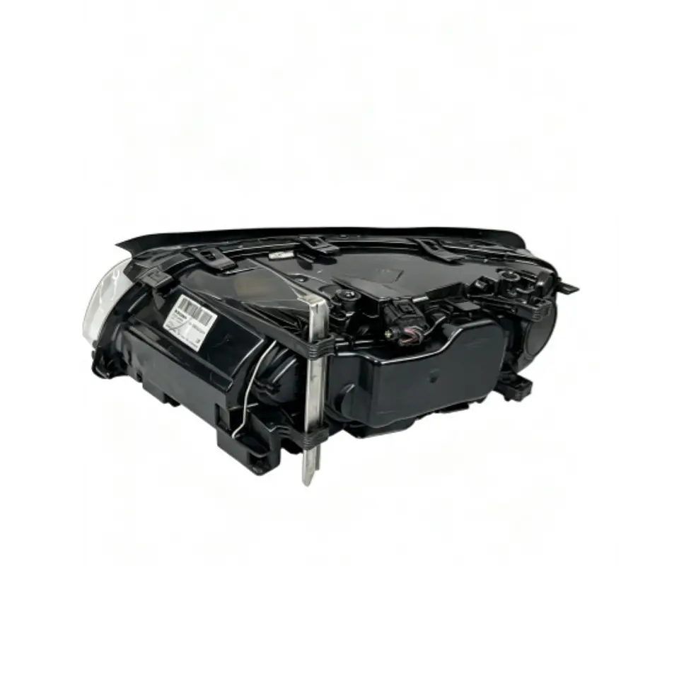 Volvo xc70 año 2013 óptico Derecho halogeno original  2