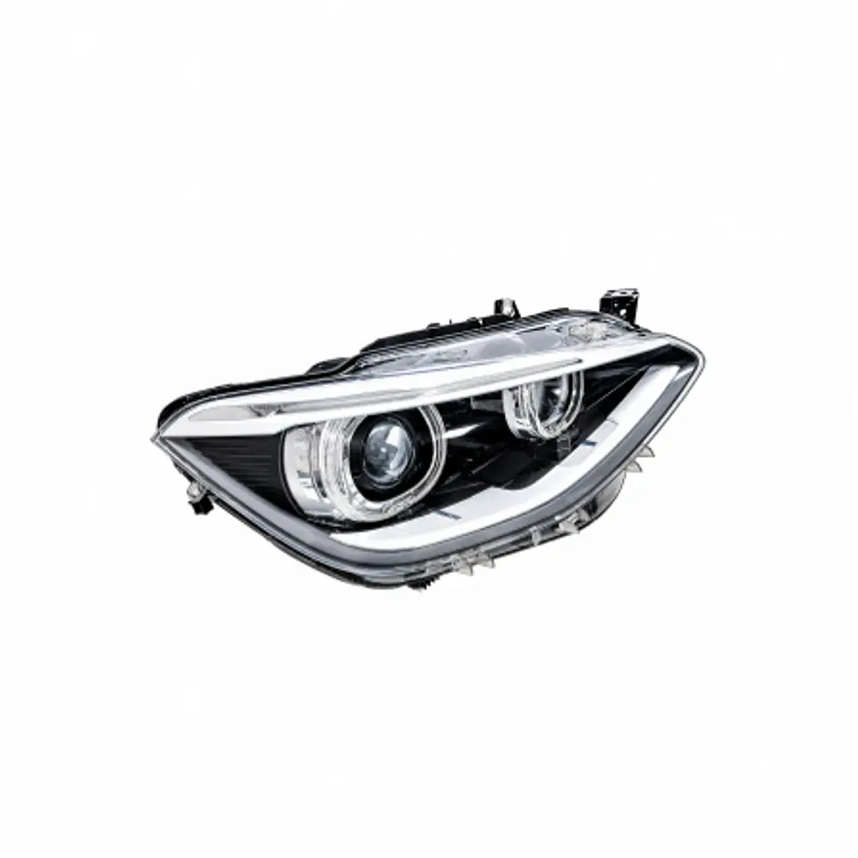BMW 116i sport año 2015 óptico derecho original  3