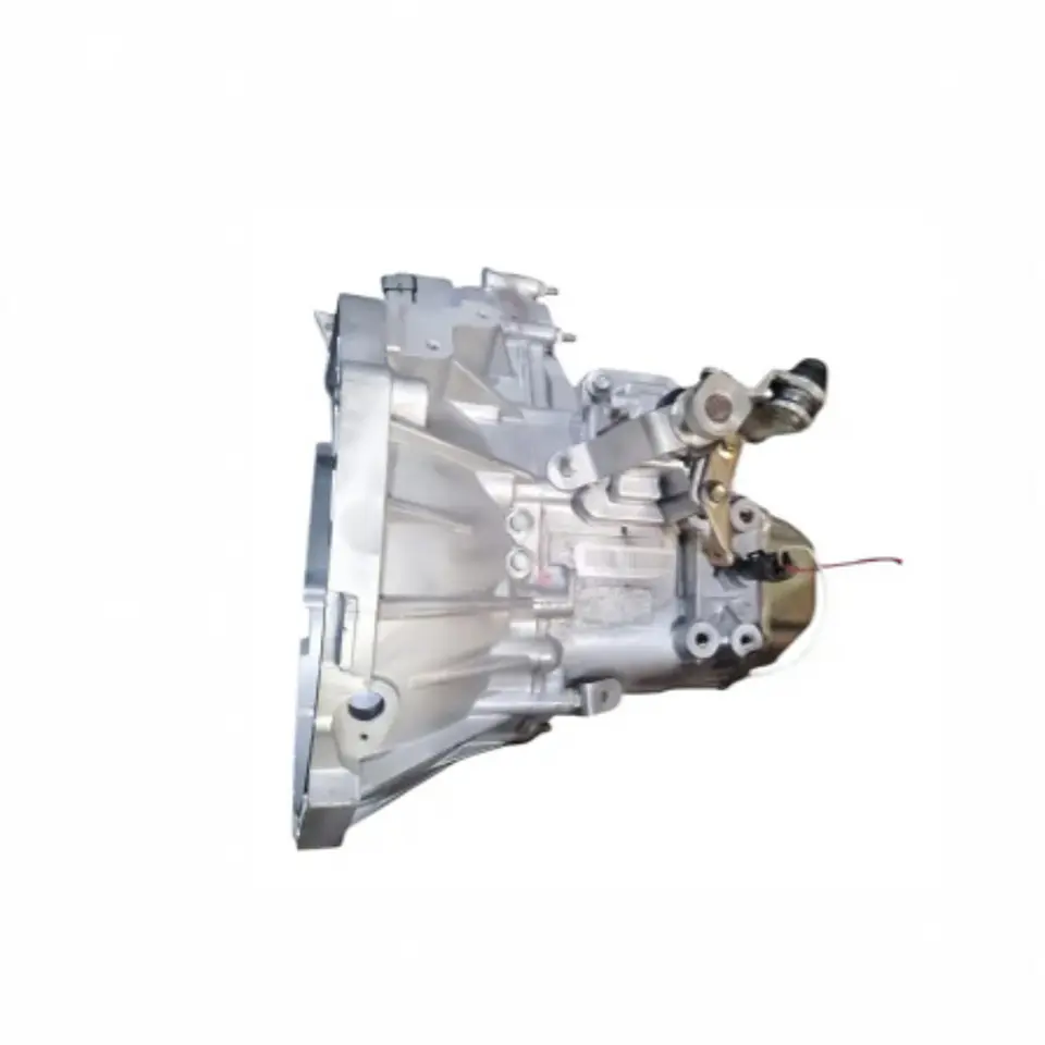 Chery ig 1.0 4x2 año 2014 caja de cambio mecánica  3