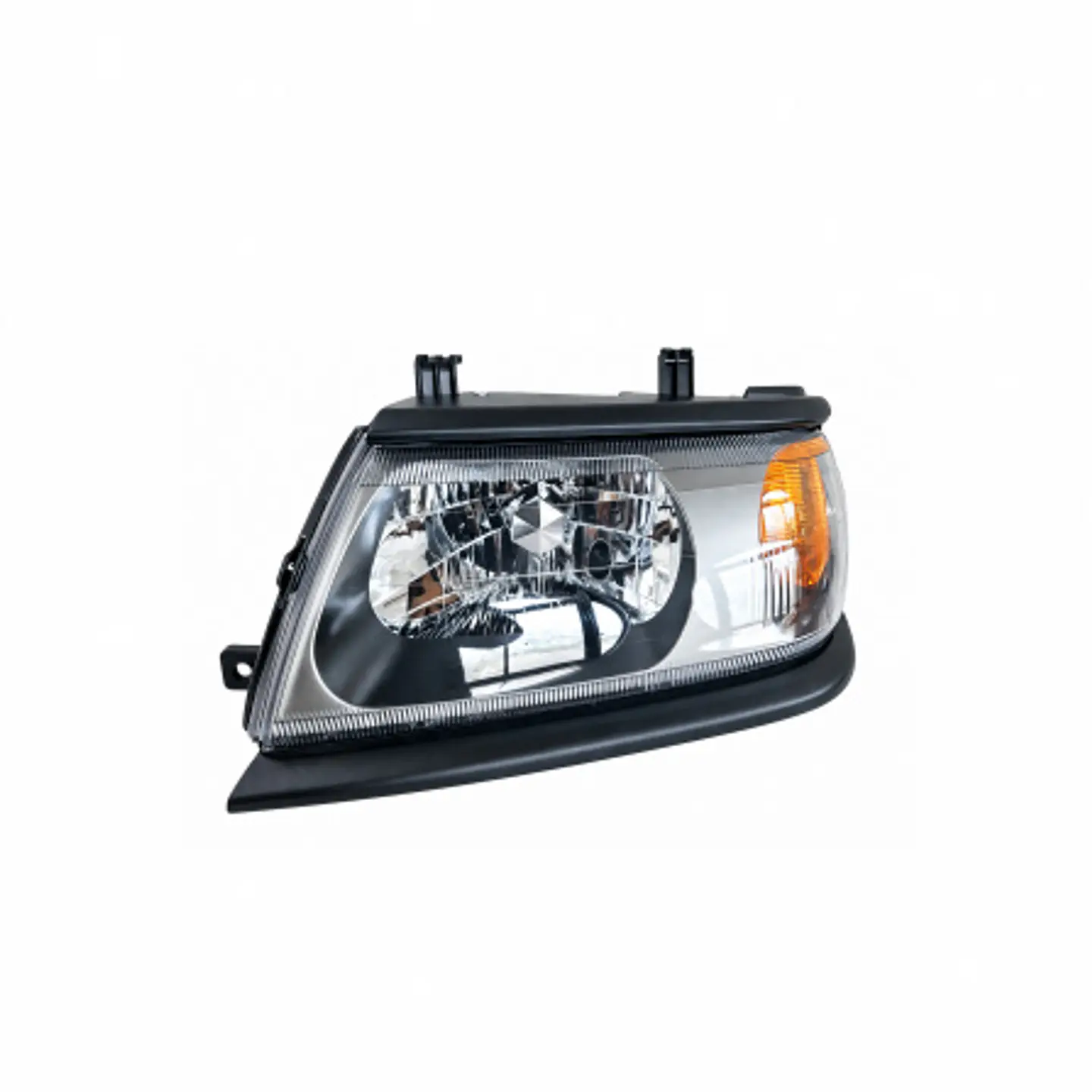 Mitsubishi montero sport año 2003 óptico izquierdo  3