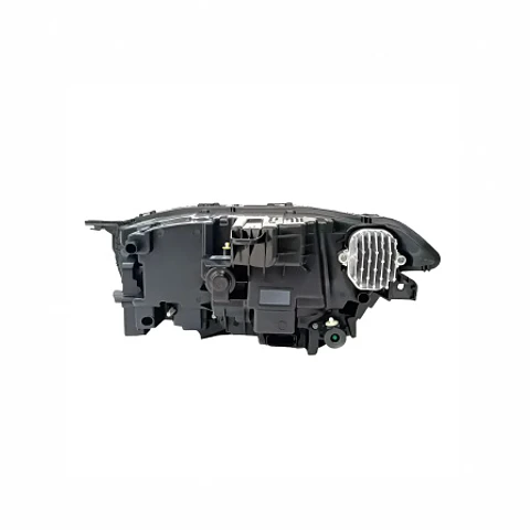 Volvo XC90 año 2017 óptico derecho 
