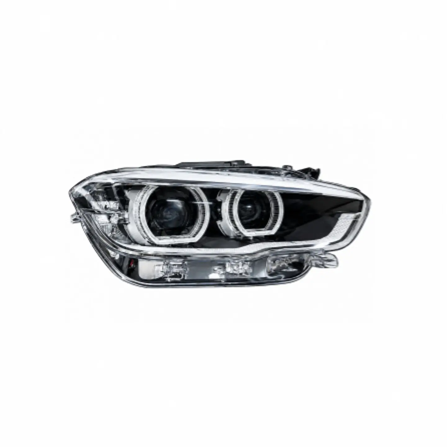 BMW 120i HB año 2019 óptico derecho  1