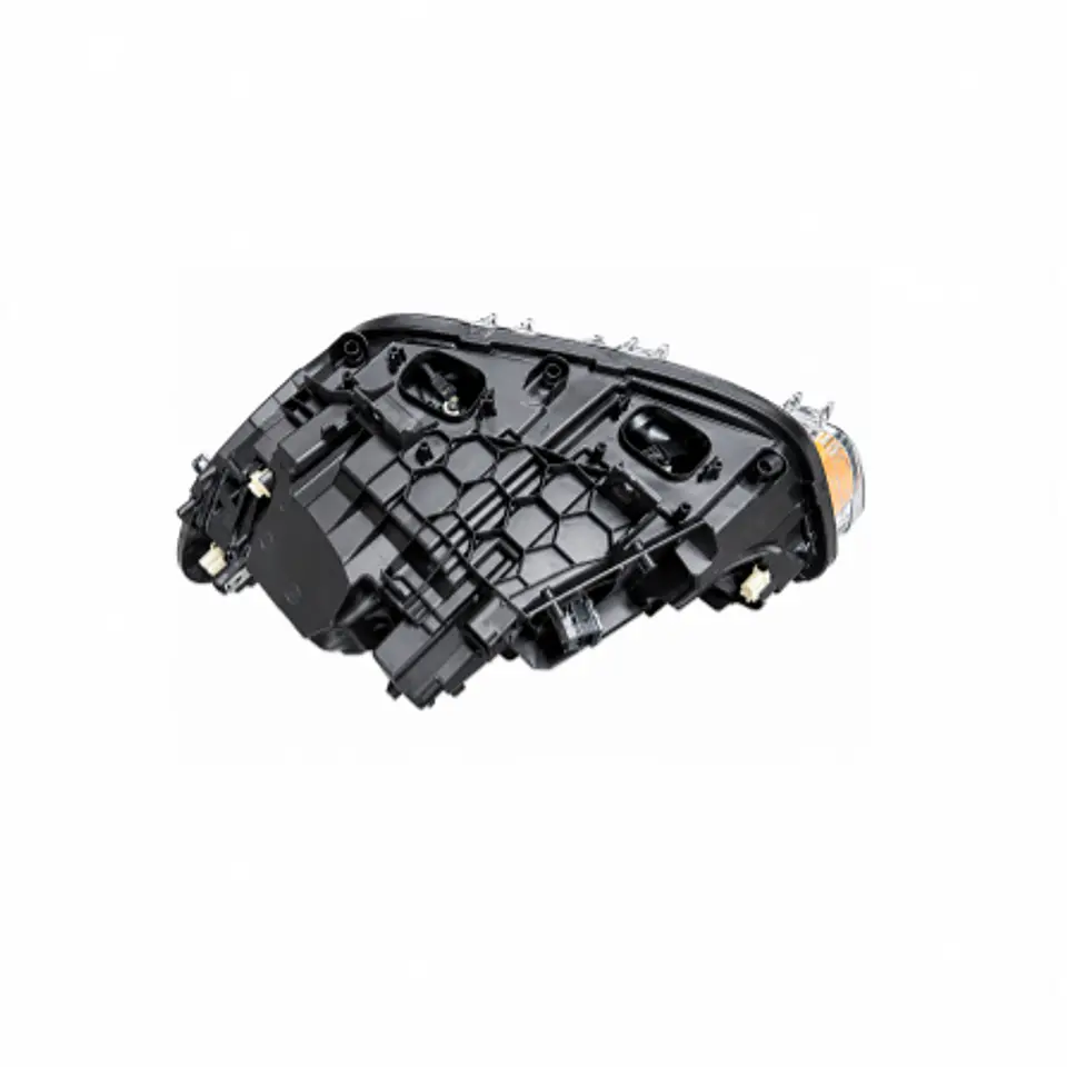 BMW 120i HB año 2019 óptico derecho  5