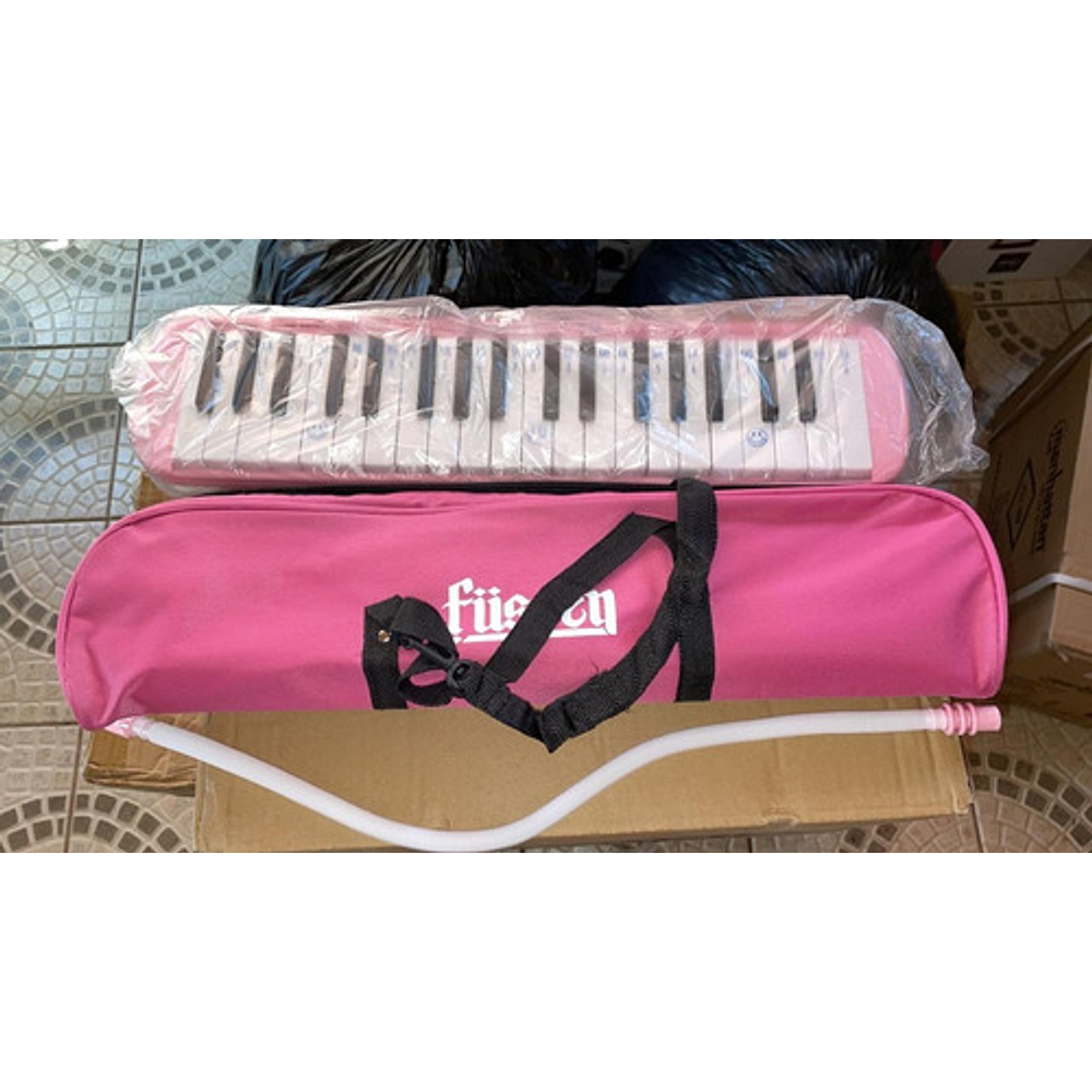 Melódica 37 Notas Fussen + Estuche + Boquilla Color Rosa