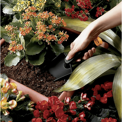 Pala De Mano Fiskars De Fibra Compuesta