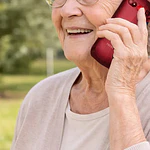 Teléfono Celular Almeja Senior Adulto TL-456R Rojo