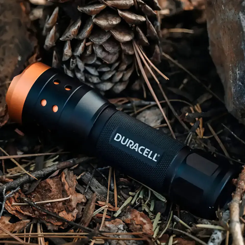 Linterna Duracell Focusing Infinity X1 De 350 Lumenes Negro Duracell