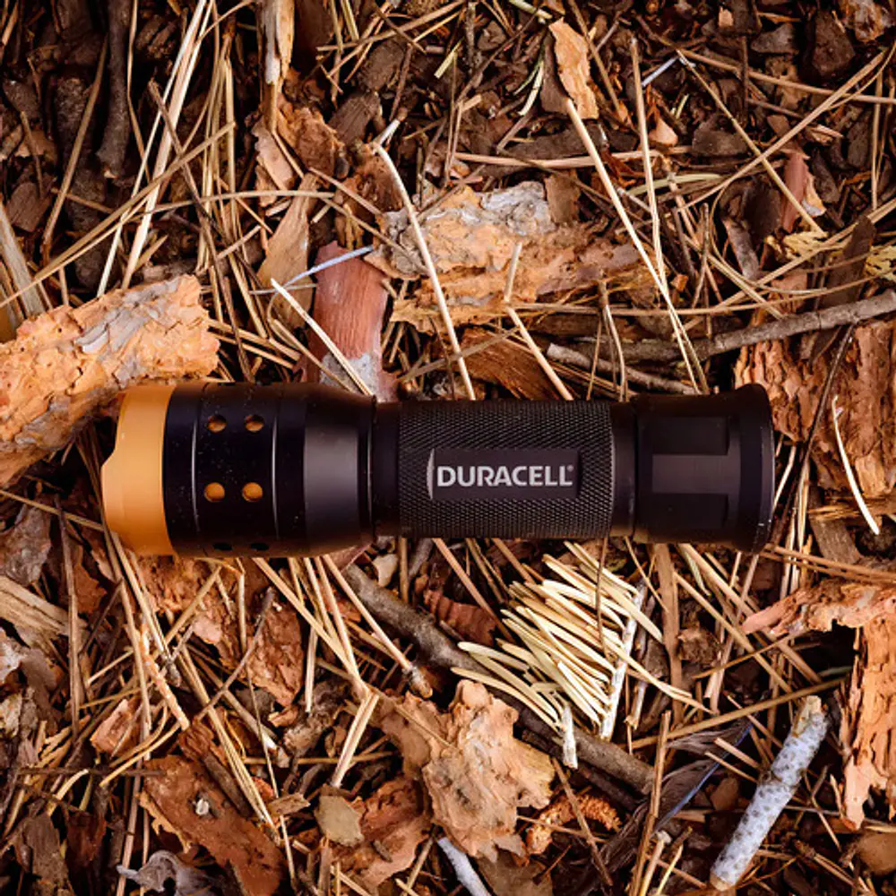 Linterna Duracell Focusing Infinity X1 De 350 Lumenes Negro Duracell