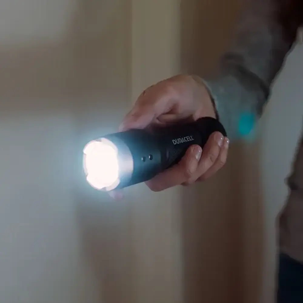 Linterna Duracell Focusing Infinity X1 De 350 Lumenes Negro Duracell