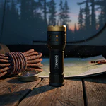 Linterna Foco Ajustable Duracell 700 Lumens 4AAA Duracell