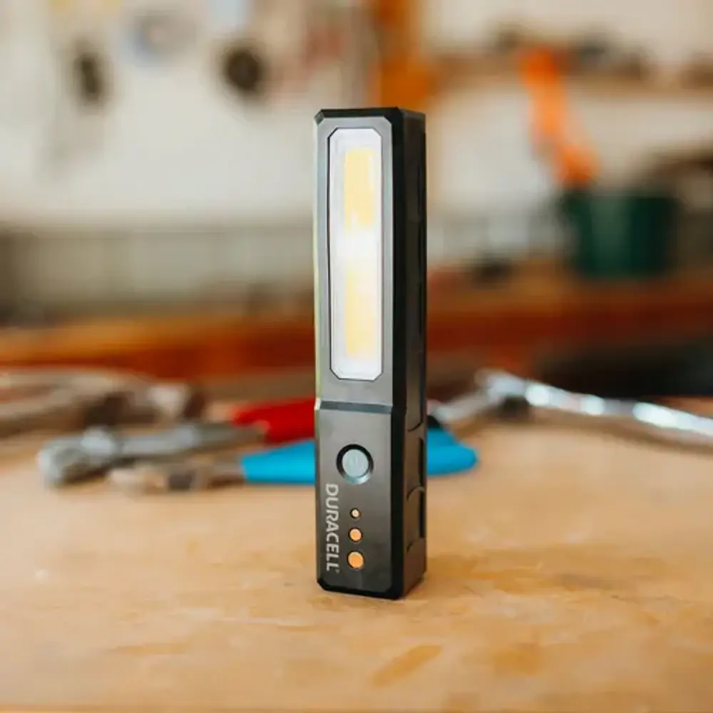 Linterna de trabajo LED Duracell 500 lúmenes