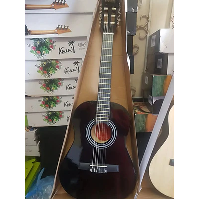 Sevillana Guitarra Clásica 34 + Funda / Nexstore Color Negro