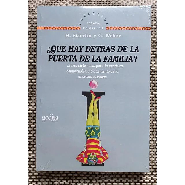 ¿ Qué hay detrás de la puerta de la familia?