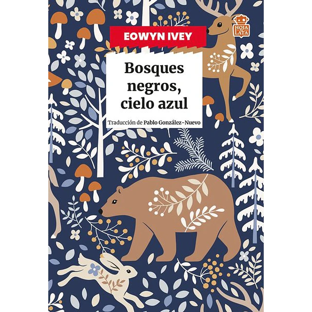 Bosques negros cielo azul
