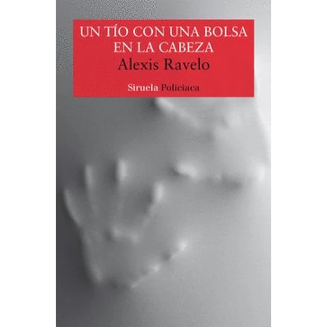 Un tio con una bolsa en la cabeza