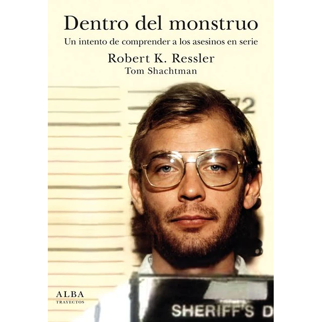 Dentro del monstruo