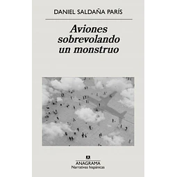Aviones sobrevolando un monstruo