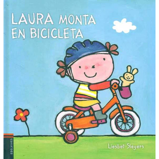 Laura monta en bicicleta