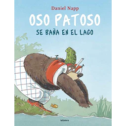 Oso Patoso se baña en el lago