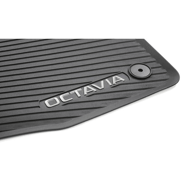 PISO GOMA INTERIOR  JUEGO BLANCO OCTAVIA MK4 2