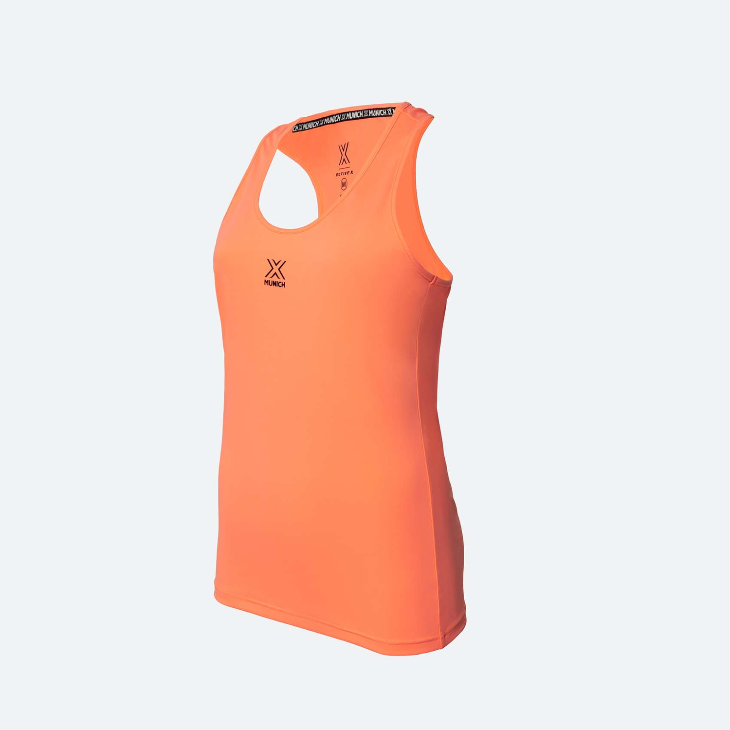 MUNICH POLERA LIFT TANK 32 1