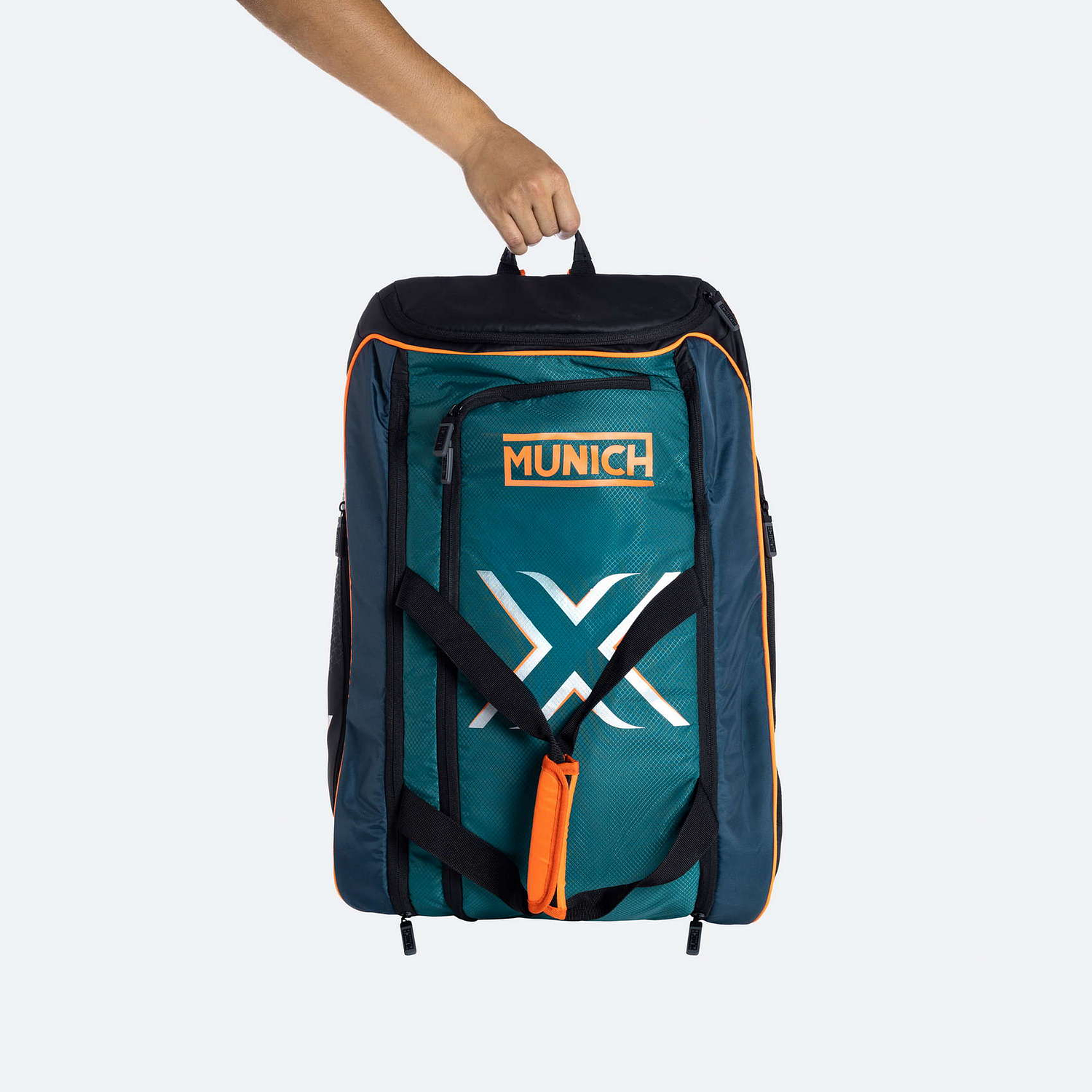 BOLSO MUNICH PADEL TRAINING BACK 54 5