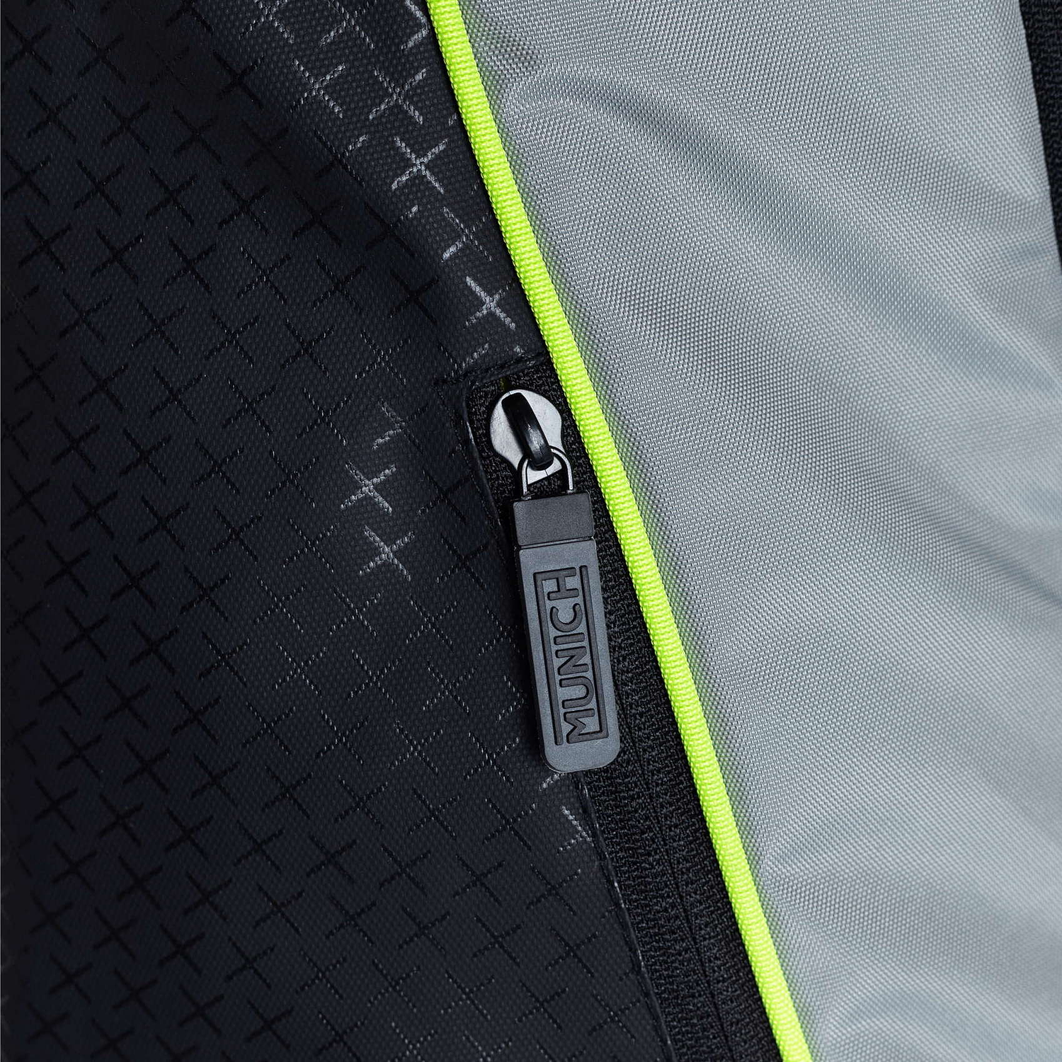 BOLSO MUNICH PADEL TRAINING BACK 56 4