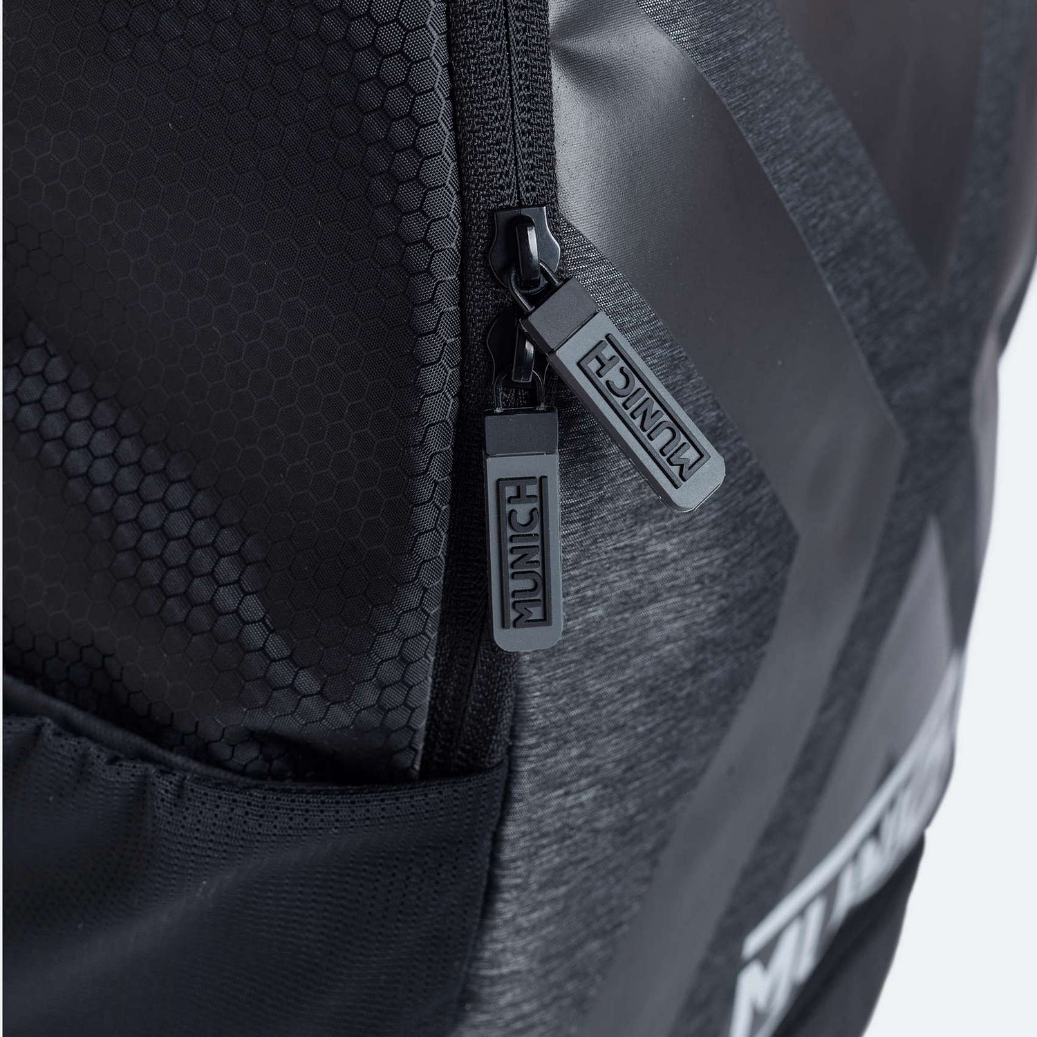 MOCHILA MUNICH BACKPACK PAD 59 4