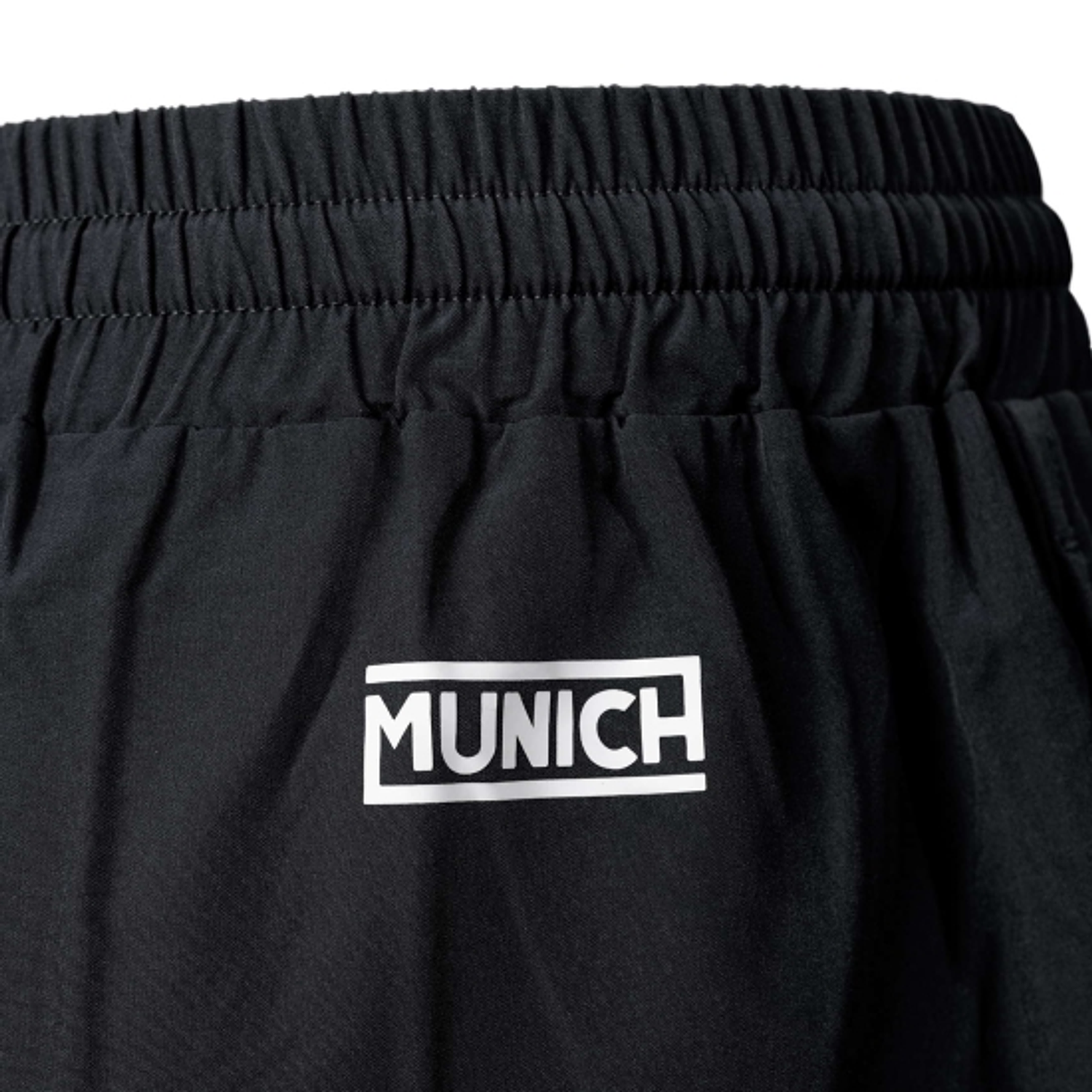 MAN SHORTS MUNICH 39 5