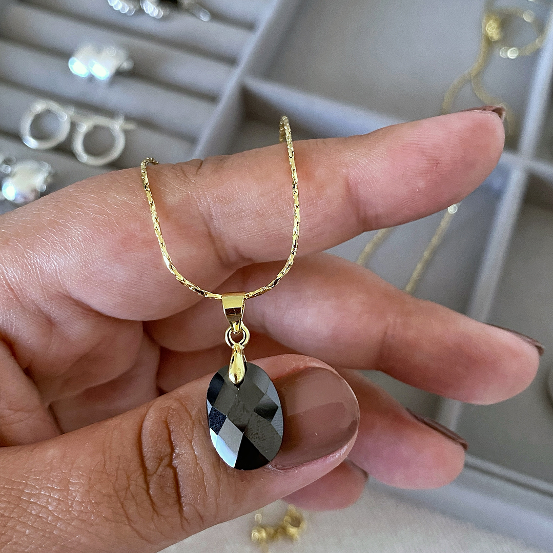 COLLAR CRISTAL BLACK 18K 2
