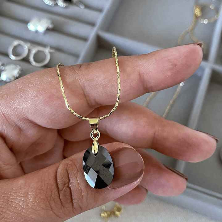 COLLAR CRISTAL BLACK 18K 2
