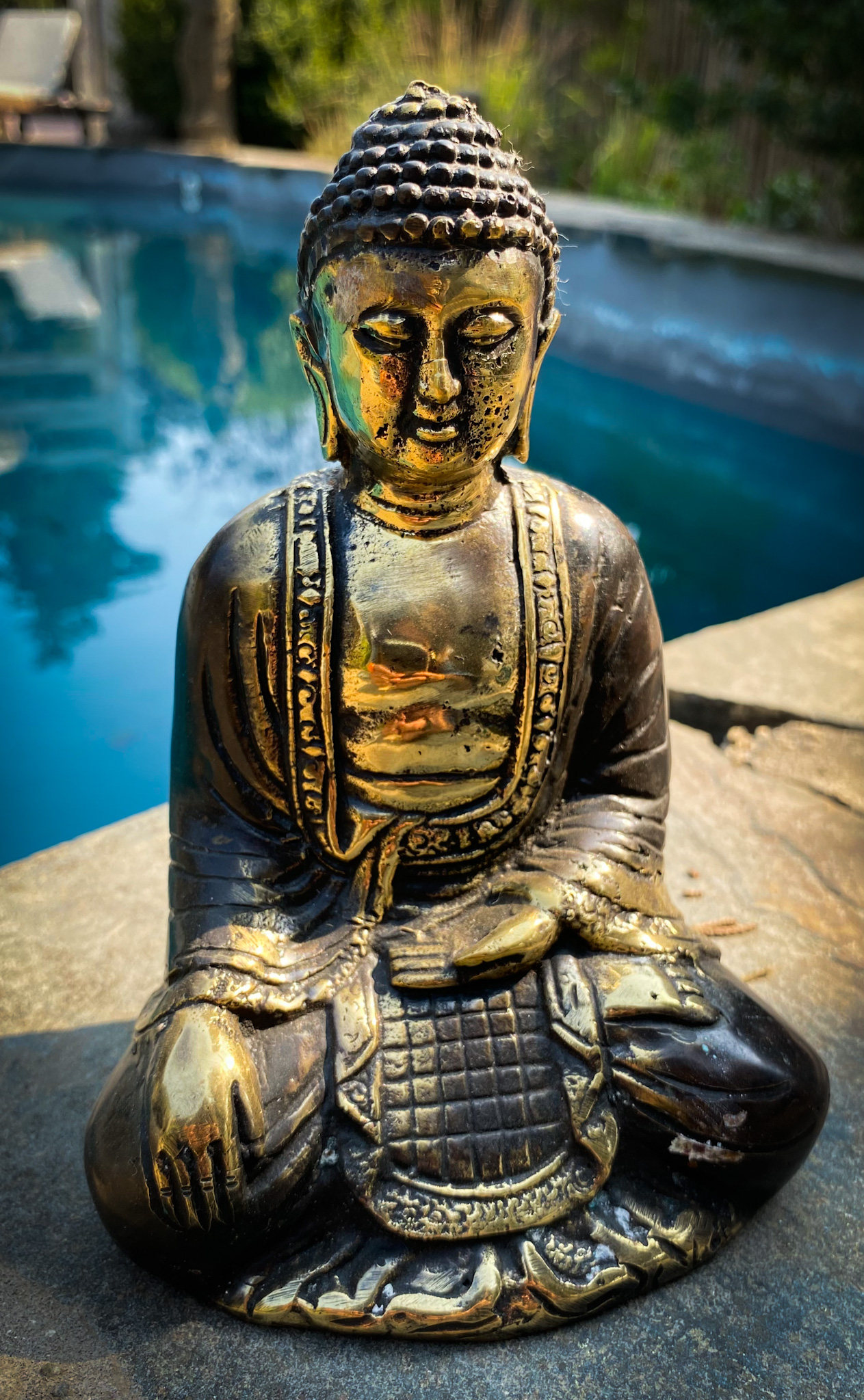 Buda Hand Down Bronce