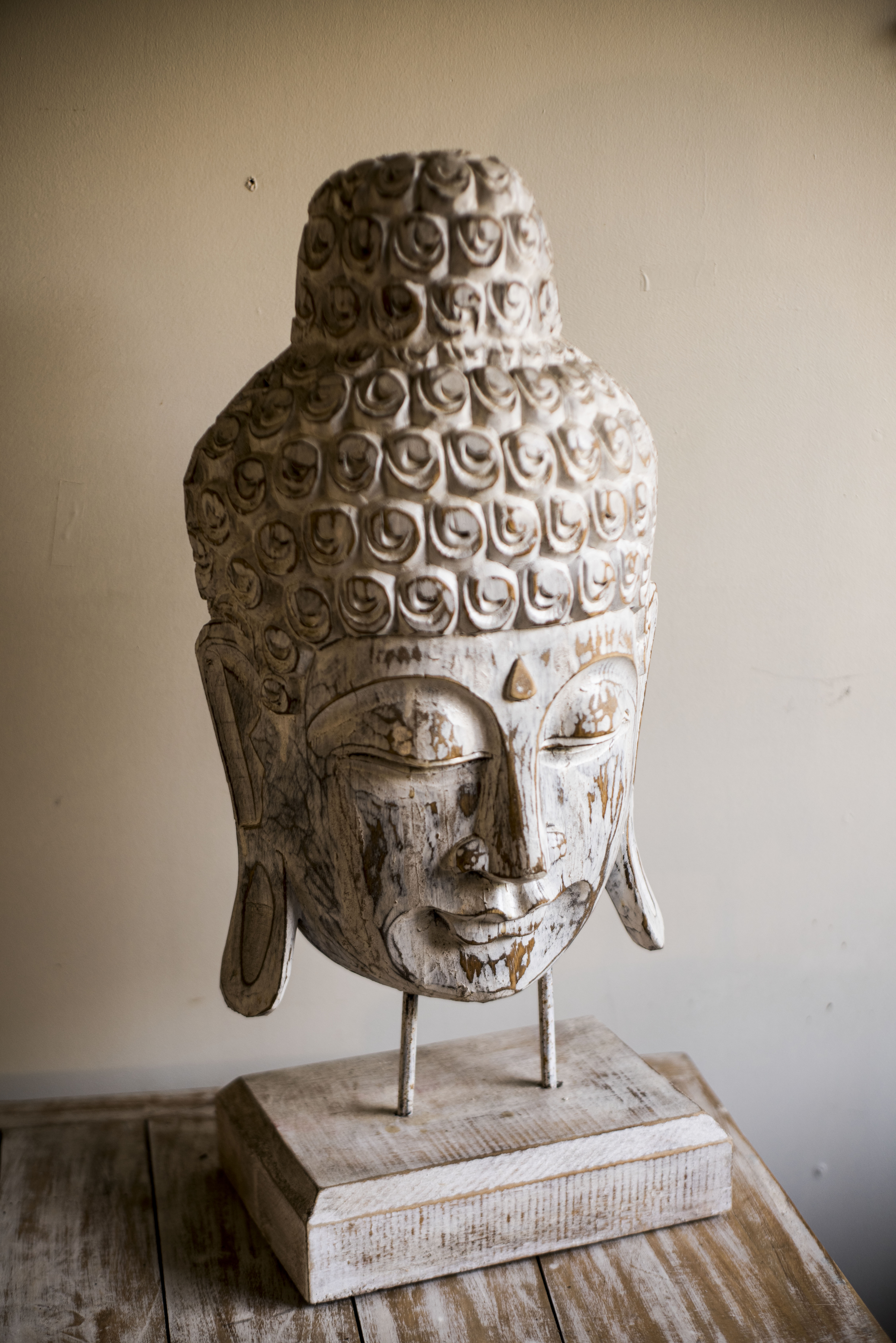 Buda Pedestal