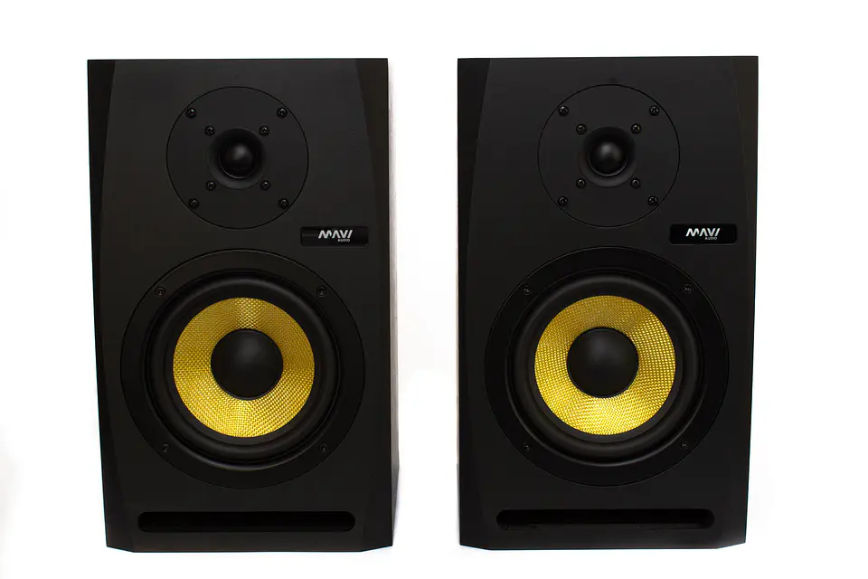 Monitores de Estudio Mavi 6'' MVY6 1