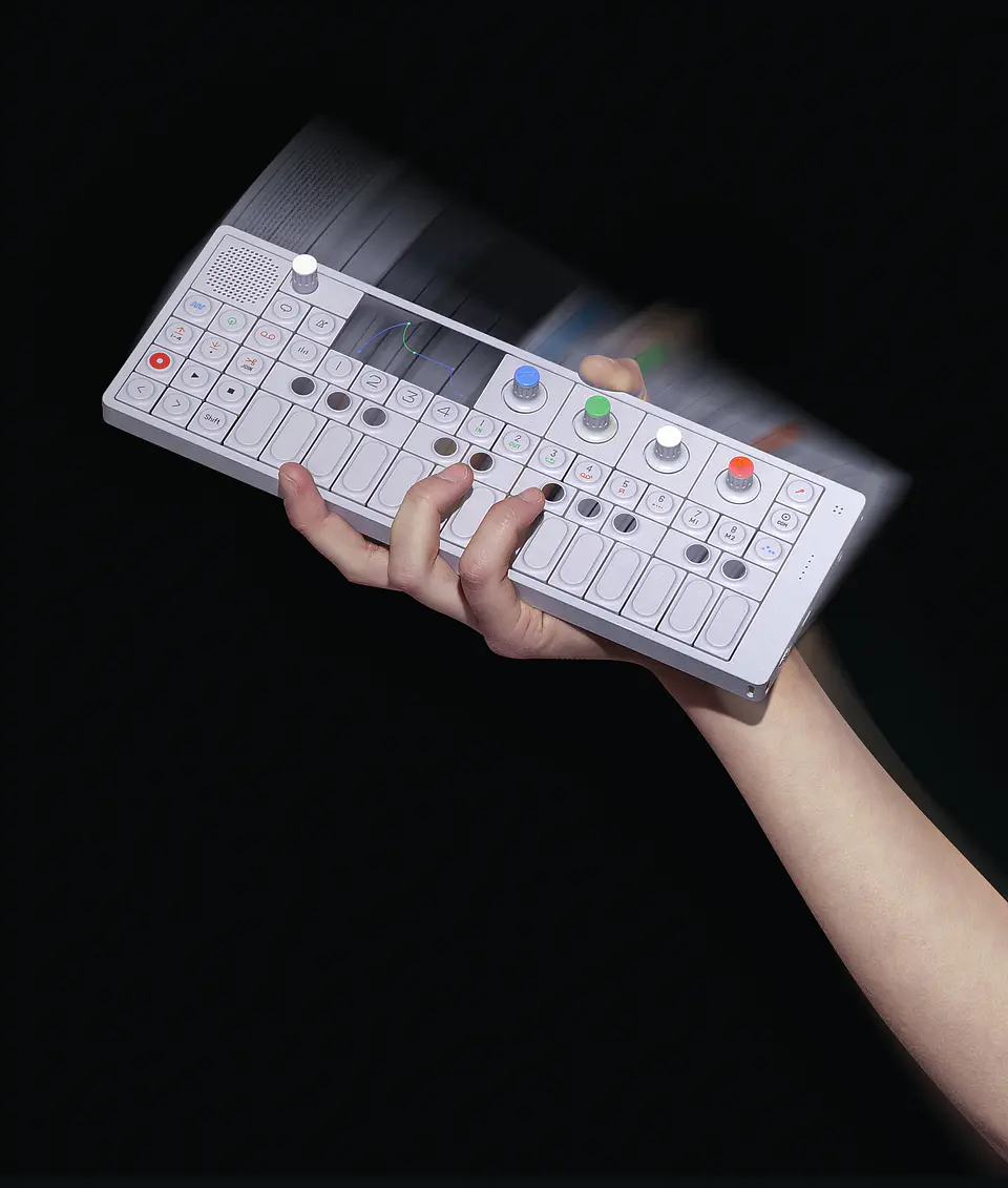 Sintetizador Op-1 Teenage Engineering 3