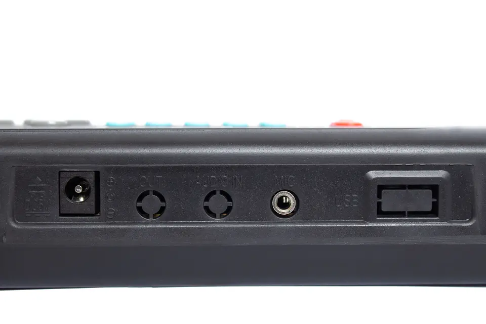 Teclado Musical Piano 37 Notas Ton-50 Tonic 4