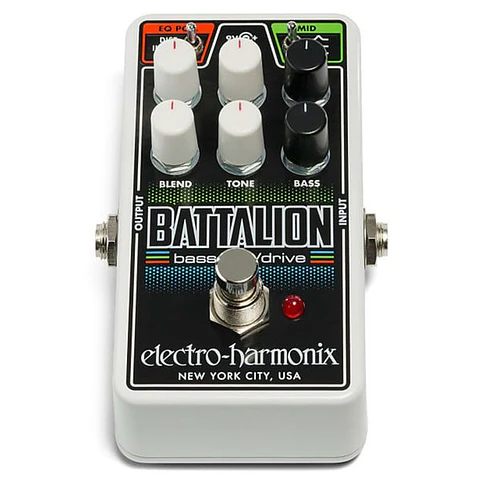 Pedal Preamp Bajo/Overdrive Nano Battalion Electro Harmonix