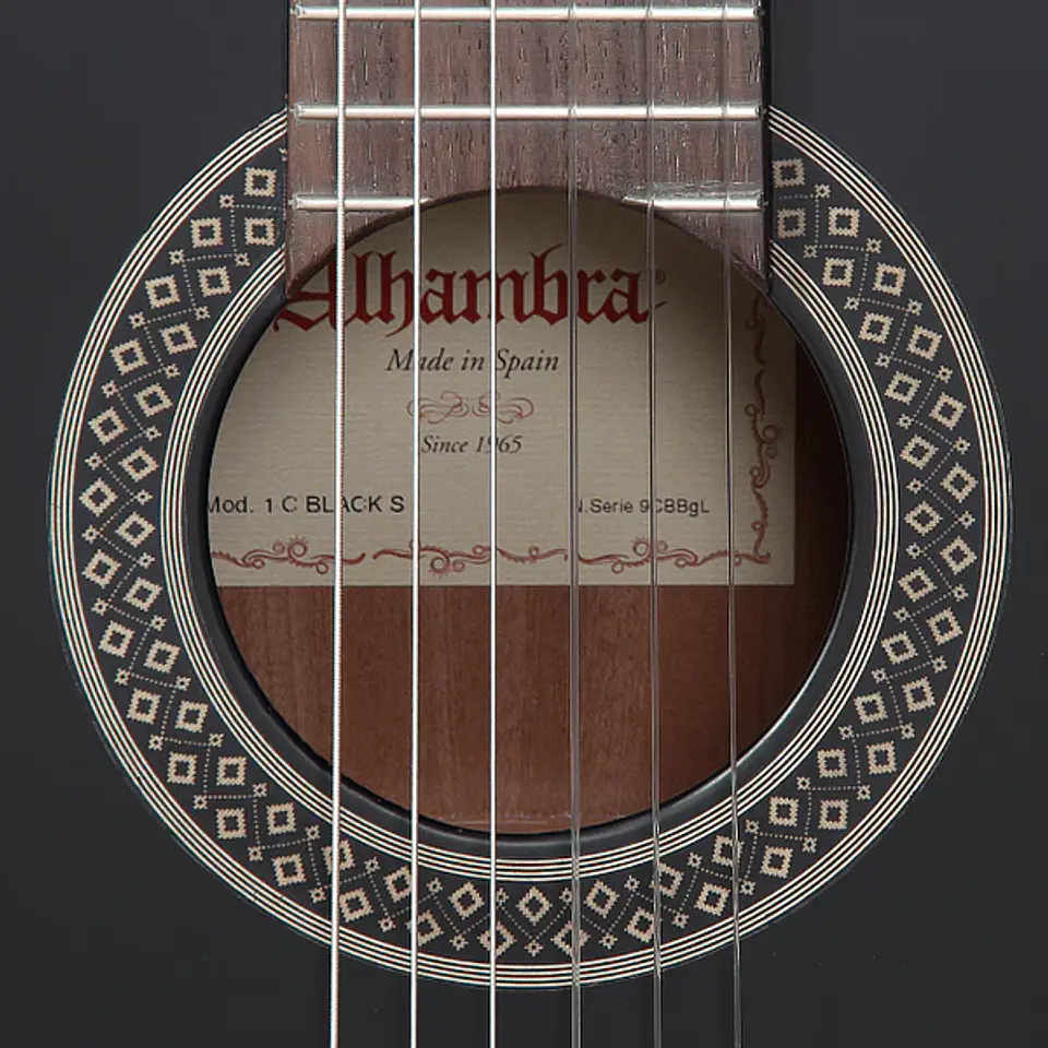 Guitarra Clásica 1C Black Satin + Funda 4/4 10 Mm Alhambra 5