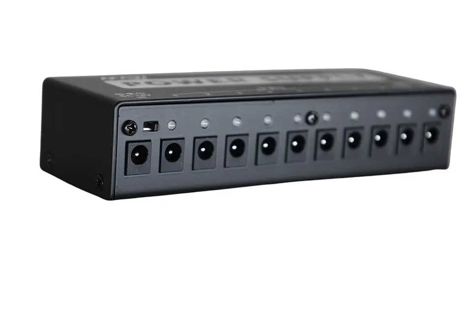 Fuente de Poder 12V Mavi 3