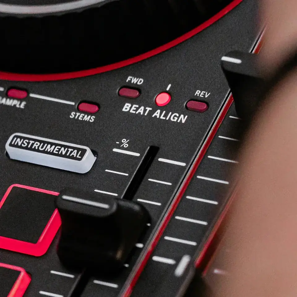 Controlador Dj PartyMixIII Numark 4