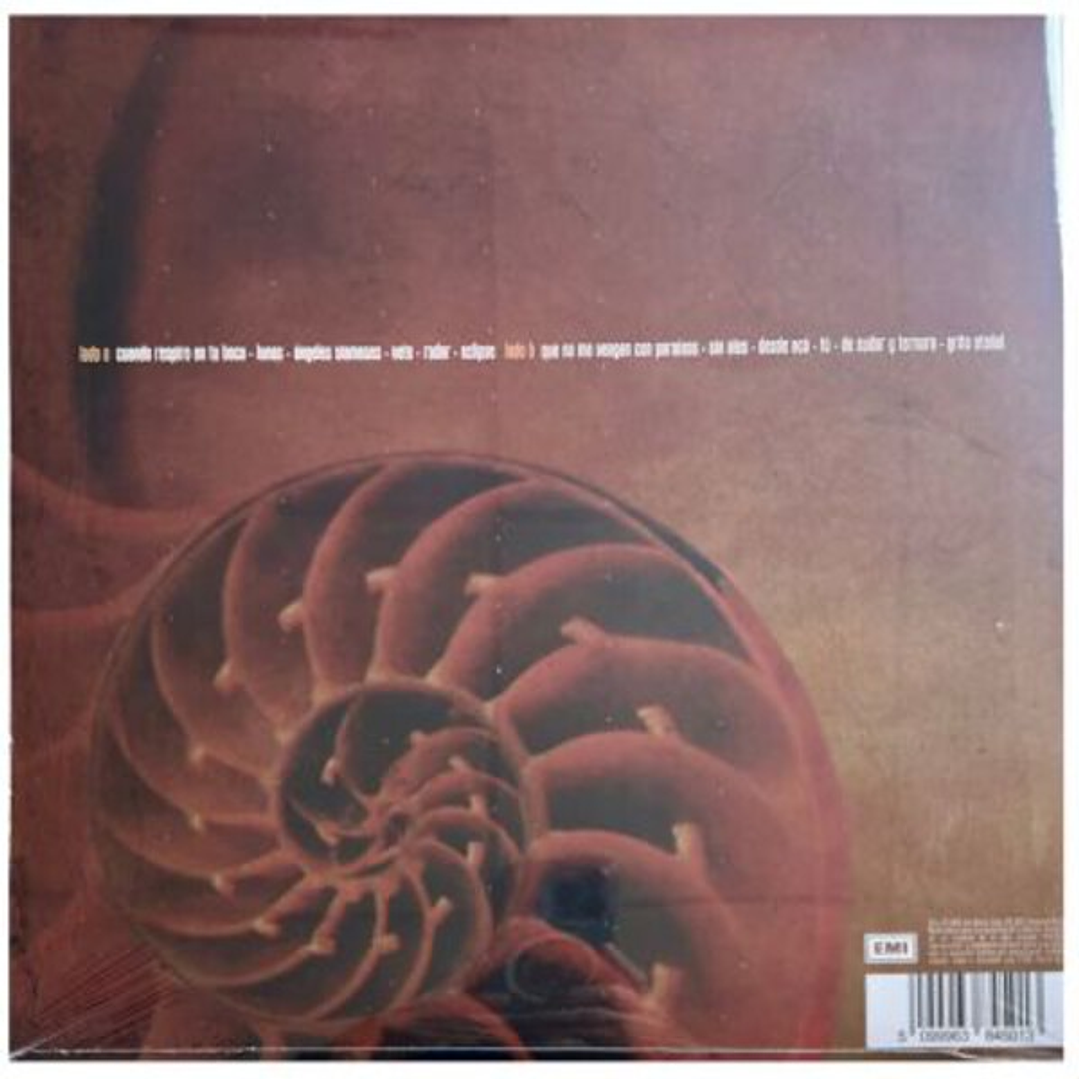 LUCYBELL - PECES (BLUE VINYL) / VINILO USADO 2