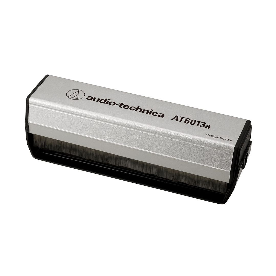 ESCOBILLA PARA LIMPIAR VINILOS ANTIESTATICA AUDIO TECHNICA AT6013a  1