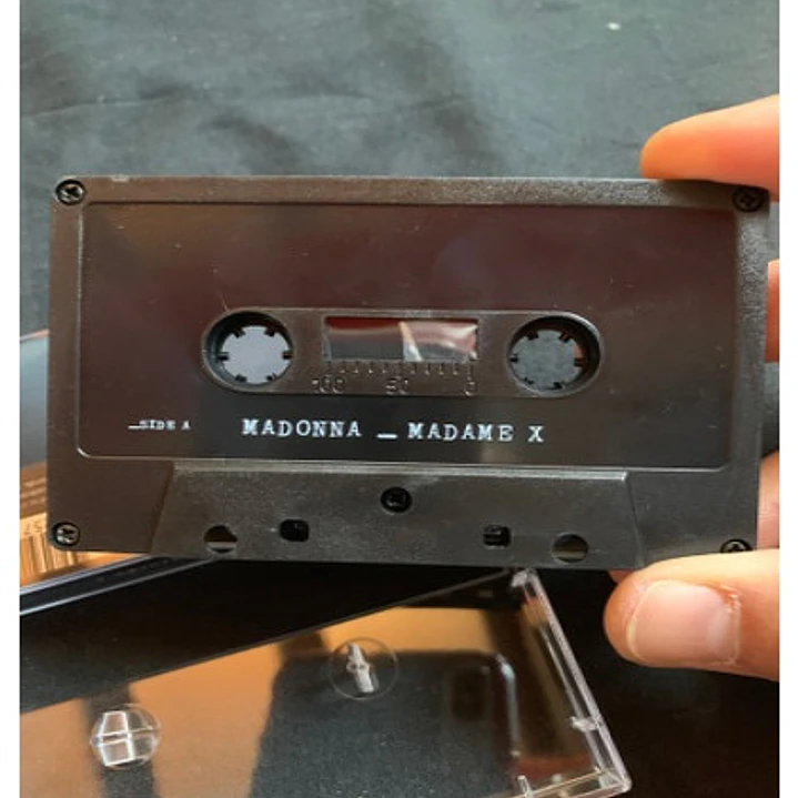 MADONNA - MADAME X / CASSETE 3