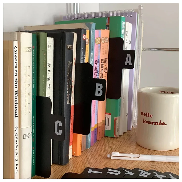 SEPARADORES ALFABETICOS PARA CD PLASTICOS A-Z (26 PIEZAS)  9